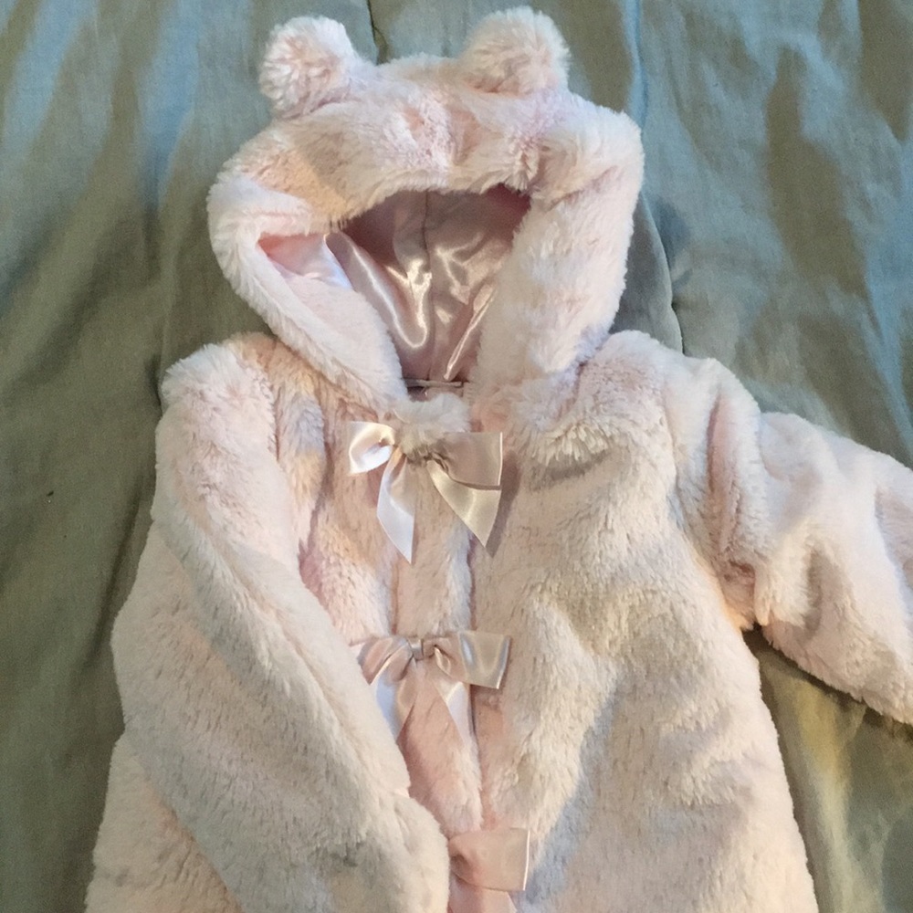 Baby girl hooded bunting